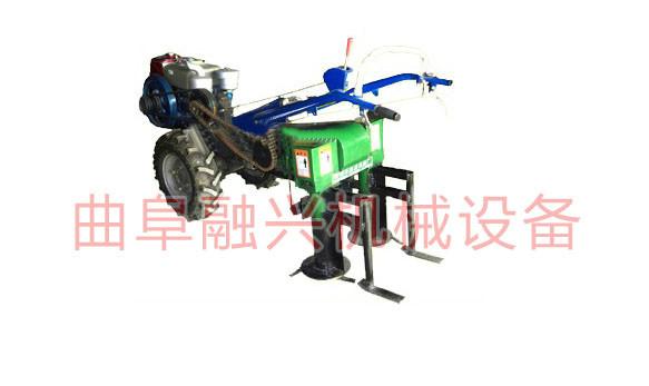 手扶拖拉機帶的大蒜挖掘機多少錢圖片