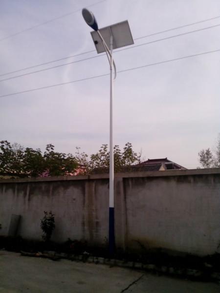 供應(yīng)金鄉(xiāng)太陽能路燈生產(chǎn)廠家報(bào)價(jià) 金鄉(xiāng)太陽能路燈生產(chǎn)廠家批發(fā)價(jià)格 路燈