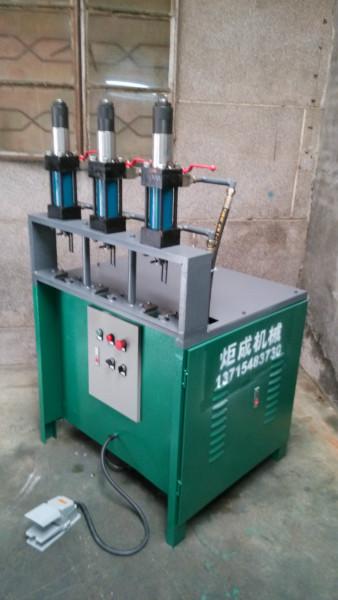 供應(yīng)【新鋼護(hù)欄沖孔機(jī)】專業(yè)生產(chǎn)/鋅鋼護(hù)欄沖孔機(jī)批發(fā)/鋅鋼護(hù)欄沖孔機(jī)