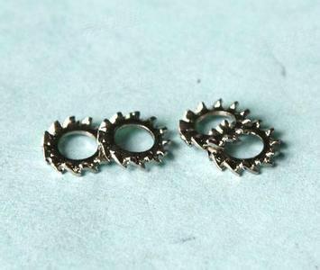 供應(yīng)用于機械的佛山201304不銹鋼外鋸齒鎖緊墊圈 不銹鋼墊圈 304墊圈 帶齒墊圈 非標墊圈訂做