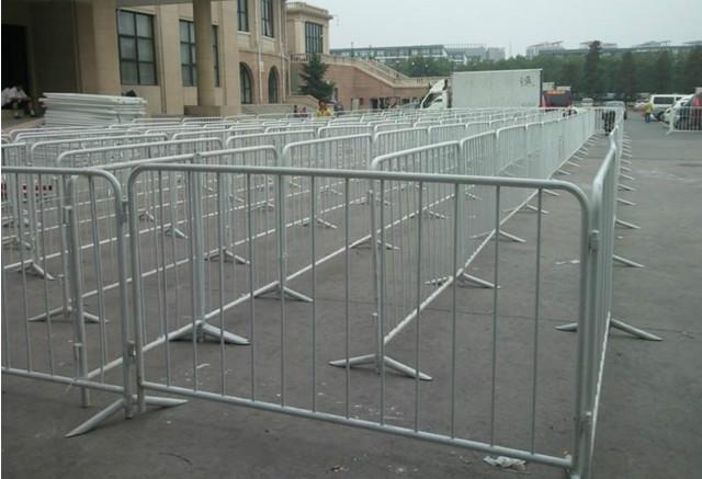 租賃白色護欄圖片