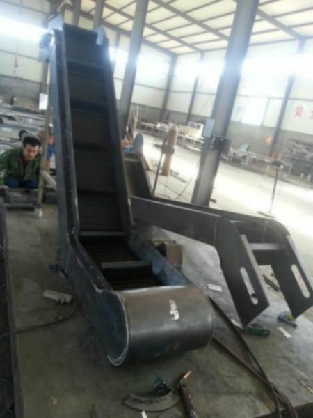 供應(yīng)鏈板式排屑機(jī)