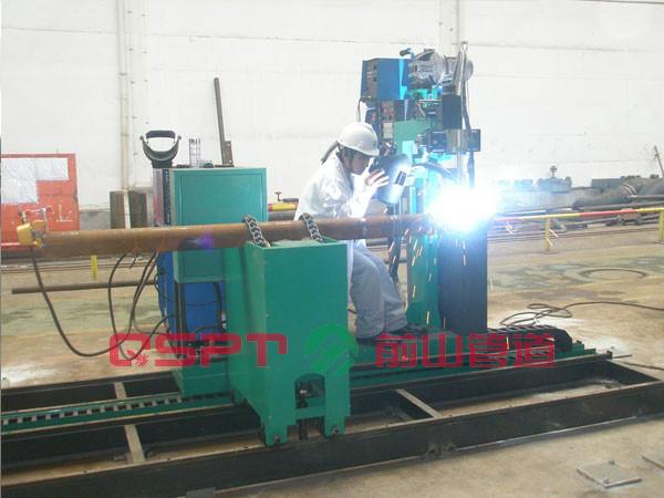 供應(yīng)管道懸臂式管道自動焊機(jī)鏈條型