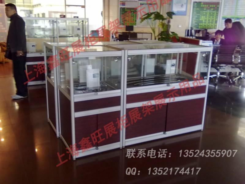 供應(yīng)手機(jī)展柜玻璃柜消防展柜鋁合金展柜