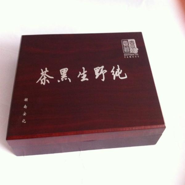 烤漆茶葉木盒實(shí)木禮品木盒圖片