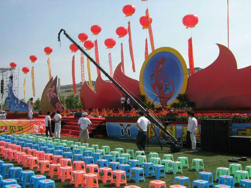 供應(yīng)廣州番禺區(qū)布洛醒獅舞龍飄汽球拱門租賃18816832521黃生