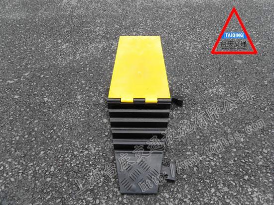 供應(yīng)合肥演出壓線(xiàn)槽福州橡膠布線(xiàn)板