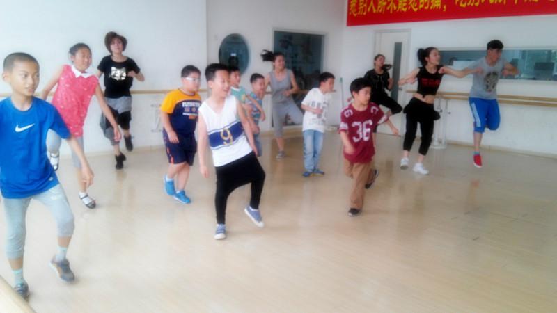 供應(yīng)帥氣的芭蕾男孩