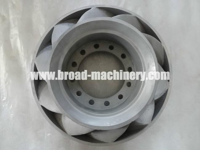 供應導輪175-13-22313，山推SD32推土機配件導輪