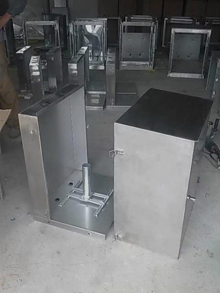 供應(yīng)物美價(jià)廉/優(yōu)質(zhì)的儀表保溫箱