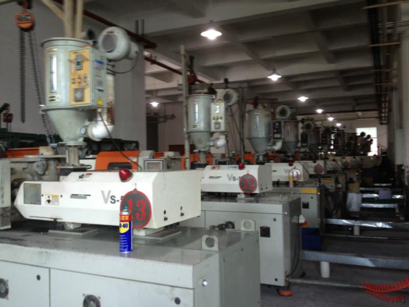 供應(yīng)二手注塑機(jī)回收