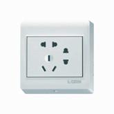 供應(yīng)聯(lián)潤明裝M68一開雙控帶五孔插座 開關(guān)批發(fā)