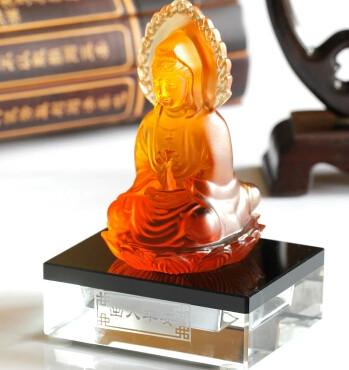 供應(yīng)琉璃擺件觀音佛像保平安汽車香水