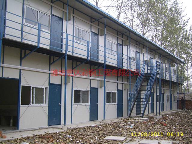 供應(yīng)山東濰坊防火單層雙層框架彩鋼板房原材料