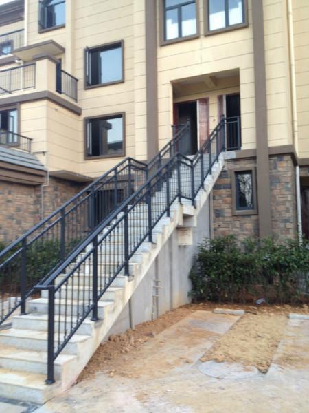 供應(yīng)南昌室外樓梯欄桿