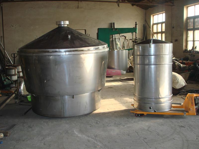 封閉式釀酒設(shè)備圖片