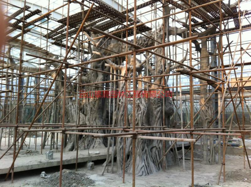 供應(yīng)廣州仿真榕樹施工