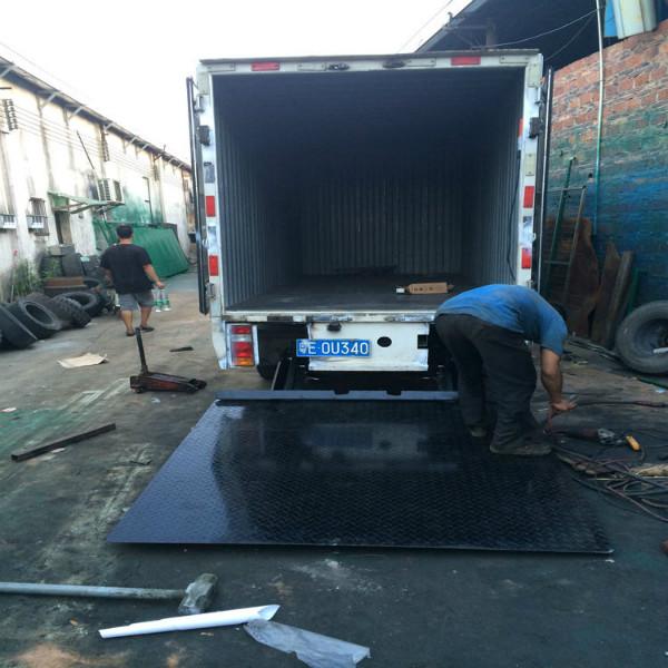 供應(yīng)惠州直銷汽車液壓尾板,汽車液壓尾板招代理,三良機(jī)械