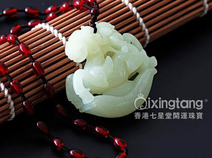 供應(yīng)和田玉吊墜馬上封侯美玉