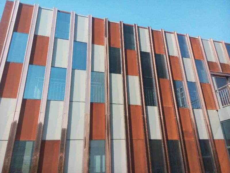 供應(yīng)用于外墻裝飾鋼板|幕墻鋼板|景觀雕塑的上海幕墻銹鋼板室外裝飾材料價格批發(fā)零售