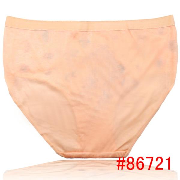 供應(yīng)中老年人女士?jī)?nèi)褲大碼媽咪褲 滌棉三角內(nèi)褲地?cái)傃澟l(fā)