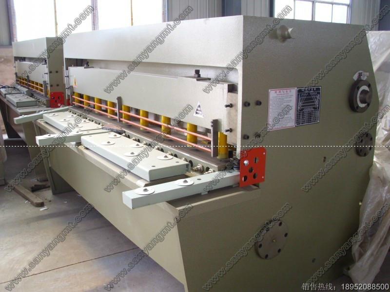 供應(yīng)電動剪板機(jī)，新型電動擺式剪板機(jī)，節(jié)能環(huán)保，*，高性價比