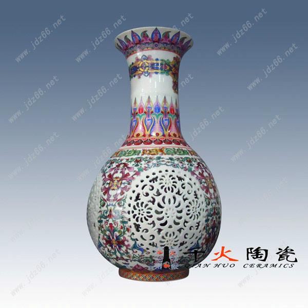 供應(yīng)瓷器小花瓶年底促銷