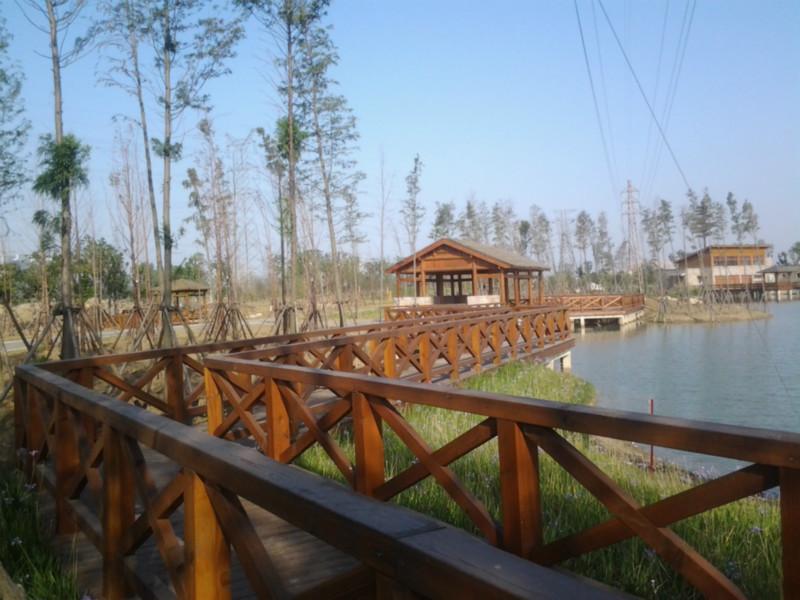 供應(yīng)蘇州木質(zhì)景觀工程