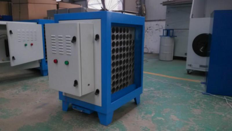 供應(yīng)河北耐馳NC-JD不銹鋼燒烤車(chē),燒烤油煙凈化車(chē)，燒烤油煙凈化 耐馳環(huán)保不銹鋼燒烤車(chē)NC-JD