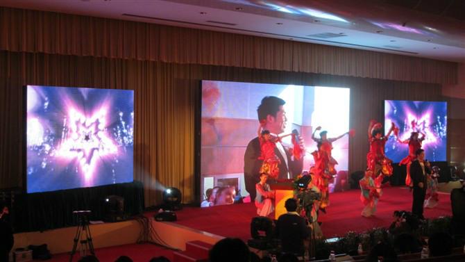 供應(yīng)青島LED屏維修出租租賃，青島led顯示屏廠家，青島led屏維修