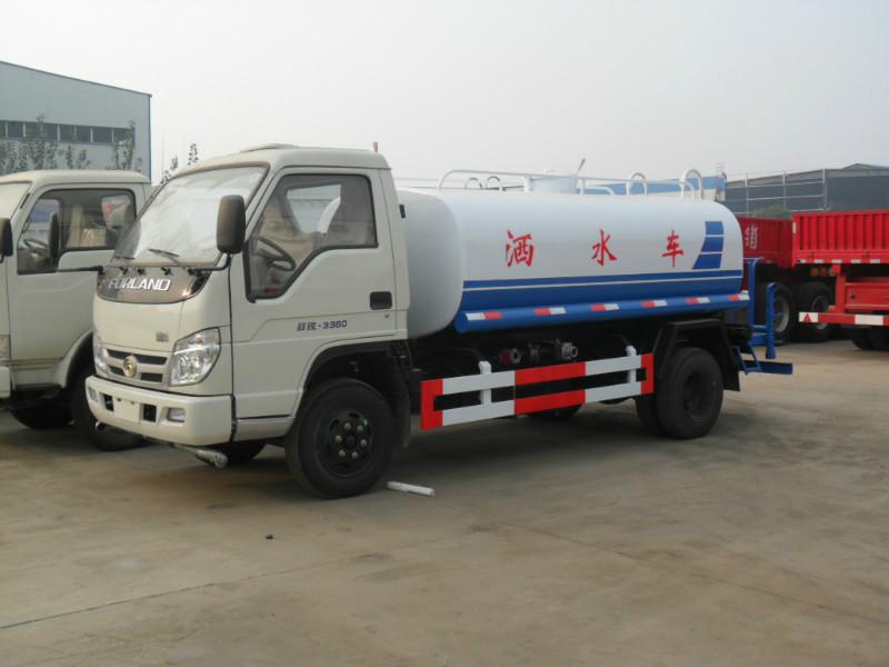 供應(yīng)灑水車現(xiàn)車出售/合力公司為了回饋新客戶