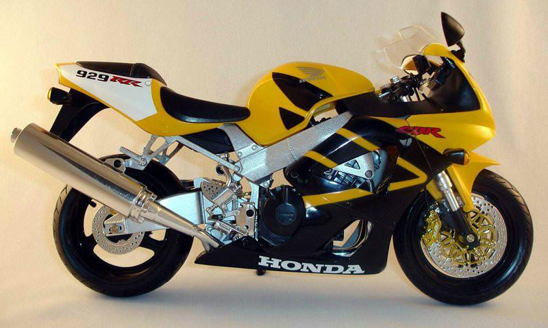 HONDA本田摩托车CBR929RR图片