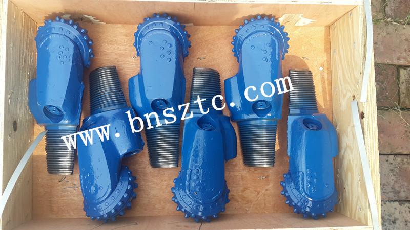 供應(yīng)擴(kuò)孔組裝牙輪鉆頭，大口徑牙輪鉆頭，導(dǎo)正鉆頭