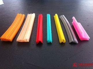 供應(yīng)哈爾濱硅膠密封條