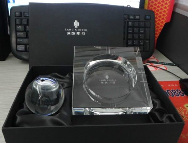 供應(yīng)西安*水晶飛機(jī)模型工藝品定制