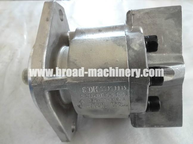 供應(yīng) 山推SD22裝機(jī)泵，山推原廠變速泵，SD22變速泵價(jià)格