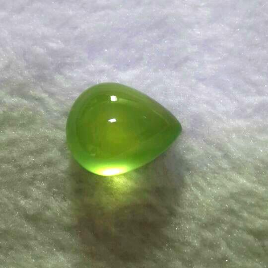 供應20.46克拉水滴形葡萄石*石葡萄石