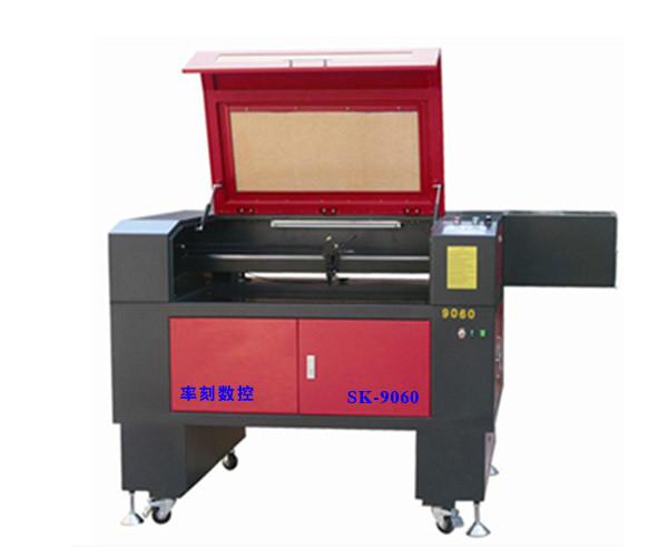 供應(yīng)雕刻機(jī)雕刻機(jī)直銷，雕刻機(jī)直銷，直銷廣告雕刻機(jī)