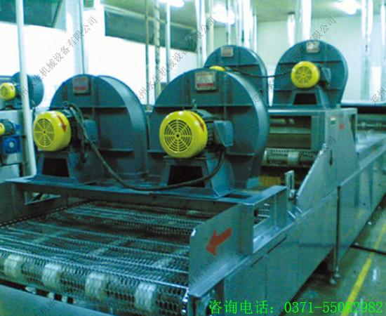 金屬網(wǎng)帶冷卻輸送線冷卻網(wǎng)帶線圖片