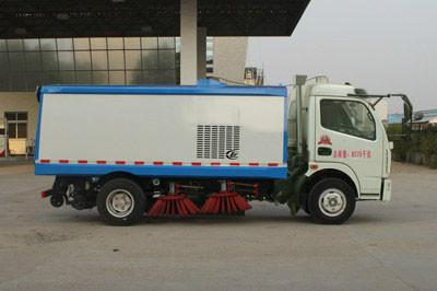 供應東風天錦洗掃車廠家直銷，東風天錦洗掃車廠家，東風天錦洗掃車廠家電話