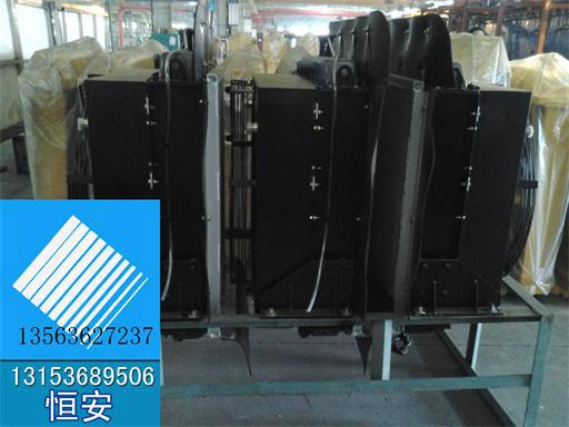 供應(yīng)四川成工50E裝載機(jī)水箱配件