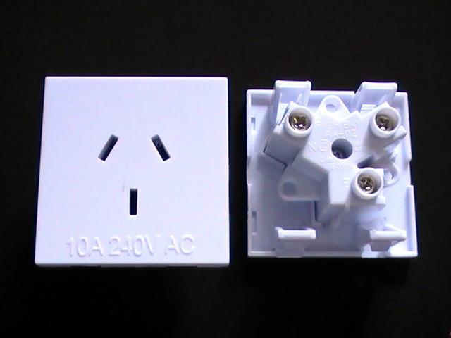 供應(yīng)澳式插座RA-02澳規(guī)電源插座