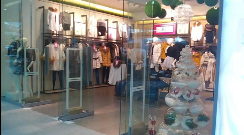 北京服裝防盜器/北京服裝店防盜器安裝/服裝防盜磁扣/聲磁服裝防盜系統(tǒng)