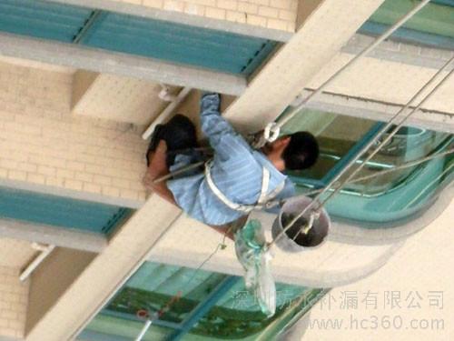 深圳專業(yè)外墻管口補(bǔ)漏工程圖片