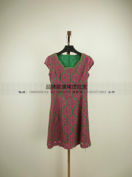供應(yīng)歐伊芮詩品牌折扣批發(fā)女裝，品牌折扣服裝尾貨批發(fā)