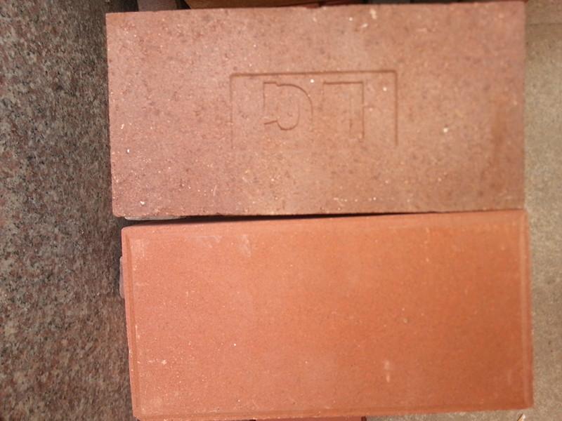 供應褐色陶土磚燒結磚廣場磚