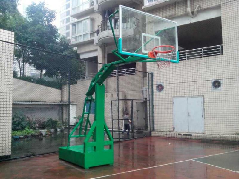 供應(yīng)重慶移動(dòng)式地埋式籃球架價(jià)格