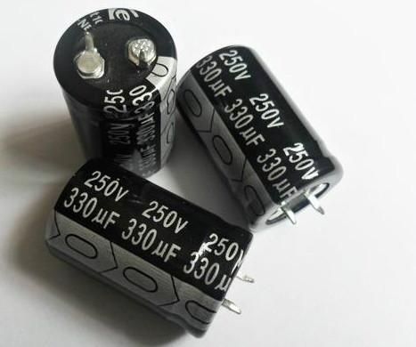 鋁電解電容器圖片