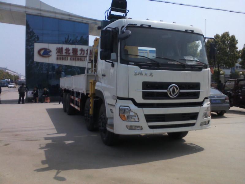 東風(fēng)天龍14噸隨車吊石煤吊機(jī)圖片