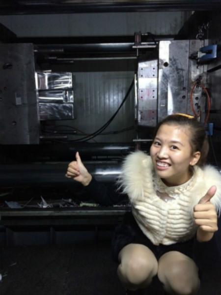 供應注射模具120升工業(yè)垃圾桶塑料模具